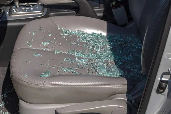 Кримінальний Інцидент Злом Машини Зламане Бокове Вікно Машини Водія Злодії Стокове Зображення