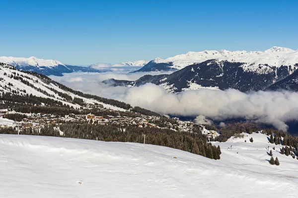 Panoramik bir Alp dağ vadide — Stok fotoğraf