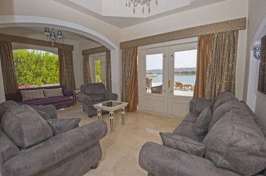 Lüks daire oturma odası iç tasarım