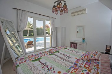 İç tasarım yatak odasında villa bahçe Yüzme Havuzu VI