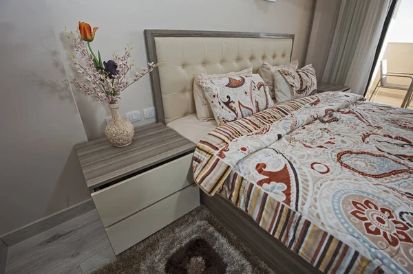 Diseño interior de dormitorio en casa — Foto de Stock