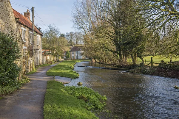 Paisaje Vista Campo Rural Inglés Escena Del Pueblo Con Cabañas — Foto de Stock