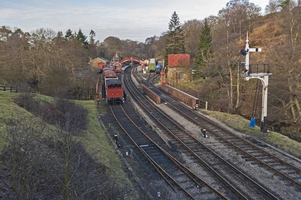 Alte Schienenfahrzeuge Auf Dem Abstellgleis Ländlicher Landschaft — Stockfoto