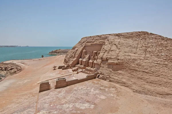 Αεροφωτογραφία Πάνω Από Την Εξωτερική Είσοδο Του Αρχαίου Αιγυπτιακού Ναού — Φωτογραφία Αρχείου