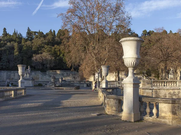 フランスの南にある公共の庭 — ストック写真