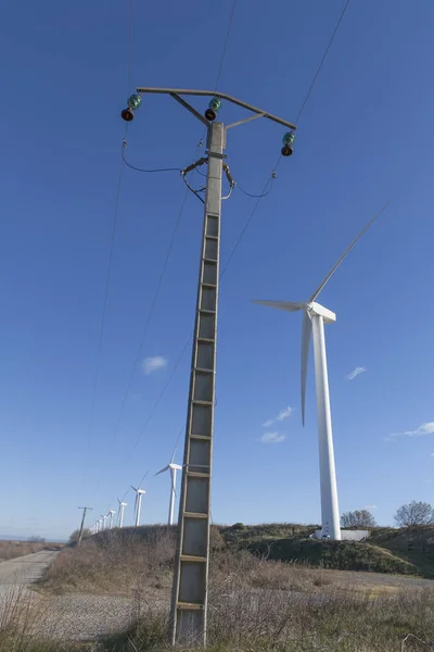 Pólo e moinhos de vento — Fotografia de Stock