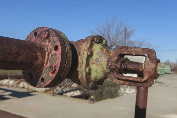 Válvulas oxidadas industriales — Foto de Stock