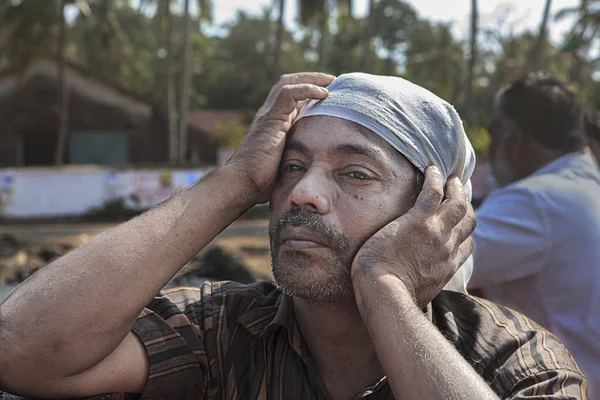 Tired man in kerala india — Stock Photo, Image