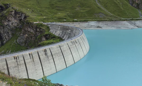 Lago e montanhas — Fotografia de Stock