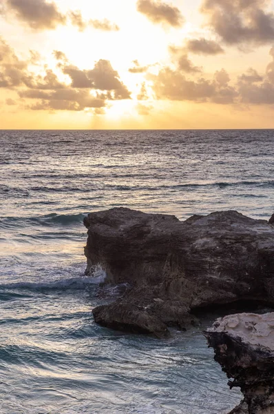 Karayip Denizi 'nde gün doğumu, Isla Mujeres, Meksika