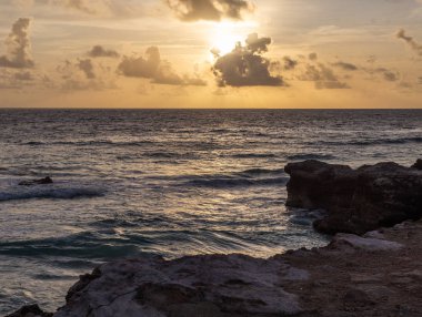 Karayip Denizi 'nde gün doğumu, Isla Mujeres, Meksika