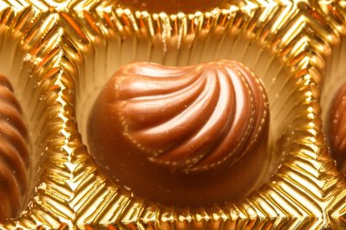 çeşitli çikolatalı pralin