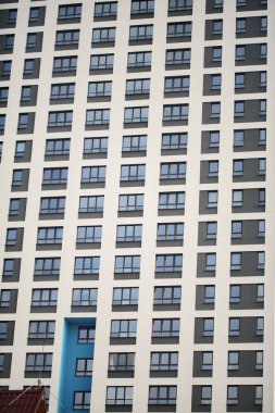 Daire kompleksi ile pencere eşiği