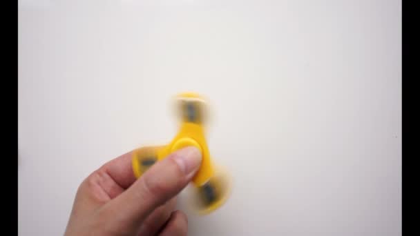 Zenuwachtig Vinger Spinner Stress Angst Opluchting Toy Fidget Spinner Hand — Stockvideo