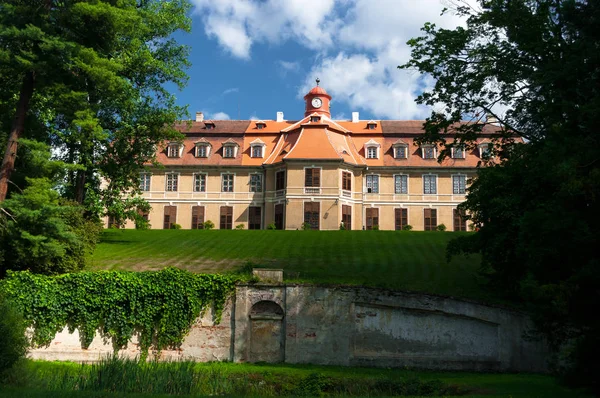 Classic Chateau Rajec nad Svitavou. — Stock Photo, Image
