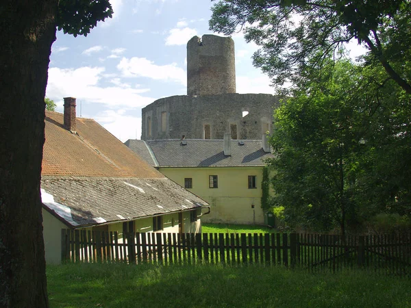 Ruïnes Van Een Gotisch Kasteel Genaamd Svojanov Oost Bohemen Tsjechië — Stockfoto