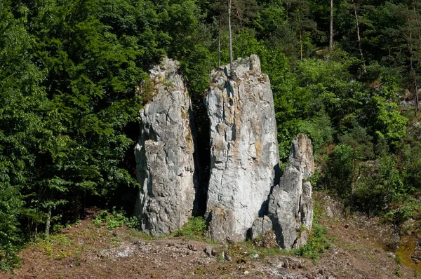 Skalní Útvar Moravských Motokárách Zvaný Otec Matka Syn Jižní Morava — Stock fotografie