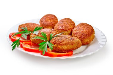 Beyaz arka plan üzerinde izole kızarmış ekmekli pirzola