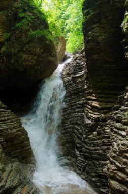 Güzel şelaleler Rufabgo. Adıge