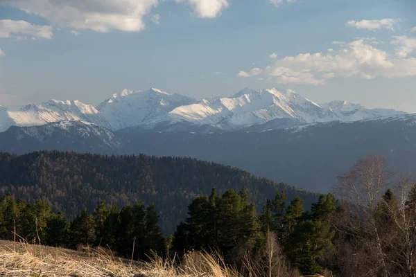 Dağ büyük Thach doğal park