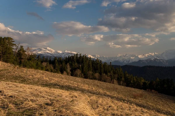 Dağ büyük Thach doğal park