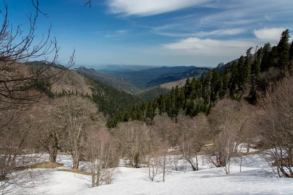 De bergketen van de grote Thach natuurpark — Stockfoto