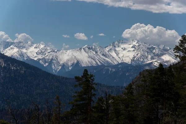 La cordillera del parque natural Big Thach — Foto de Stock