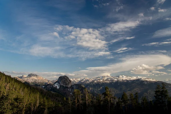 La cordillera del parque natural Big Thach — Foto de Stock