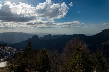 Dağ büyük Thach doğal park