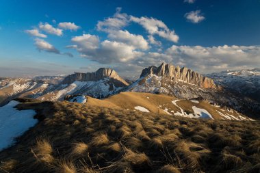 Dağ büyük Thach doğal park