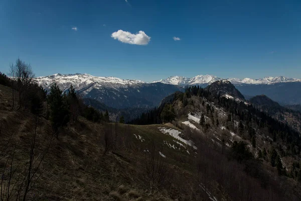 Die Bergkette des Naturparks Große Thach — Stockfoto