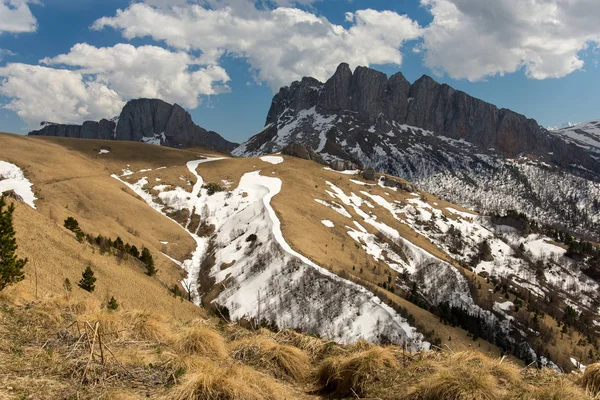 Die Bergkette des Naturparks Große Thach — Stockfoto