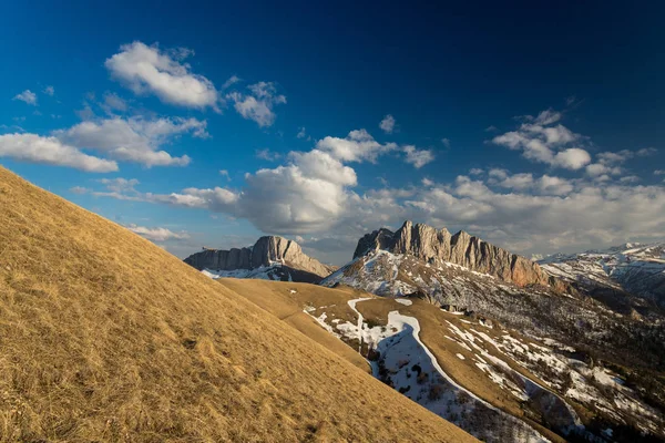 Dağ büyük Thach doğal park