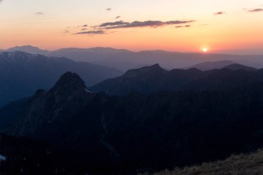 Dağ büyük Thach doğal park