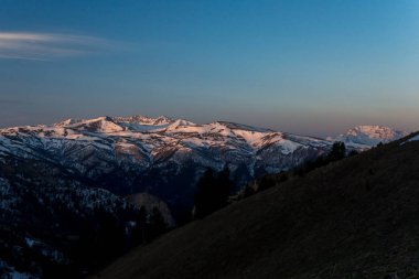 Dağ büyük Thach doğal park