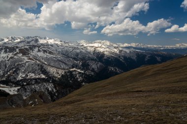 Dağ büyük Thach doğal park