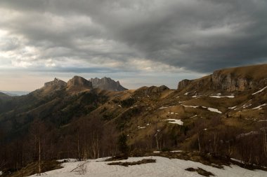 Dağ büyük Thach doğal park