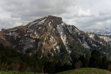 Dağ büyük Thach doğal park
