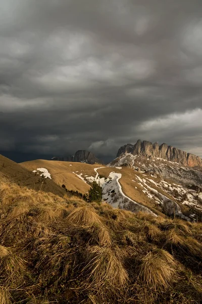 Dağ büyük Thach doğal park
