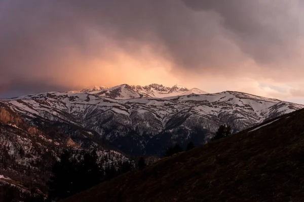 Dağ büyük Thach doğal park
