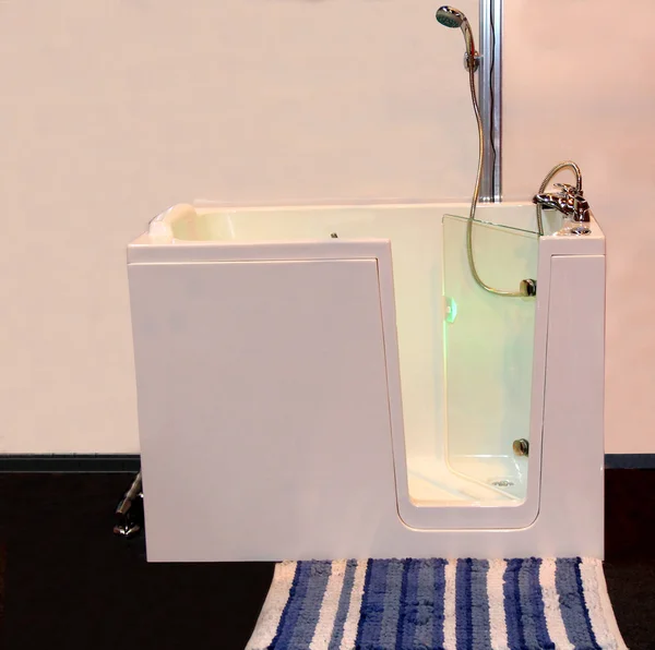 Duş banyo yürüyüş.