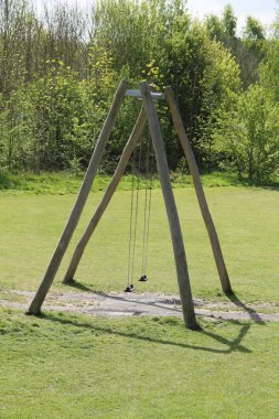 Çocuk oyun salıncaklar.