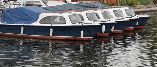 River Cruising Boats. — Stock Photo, Image