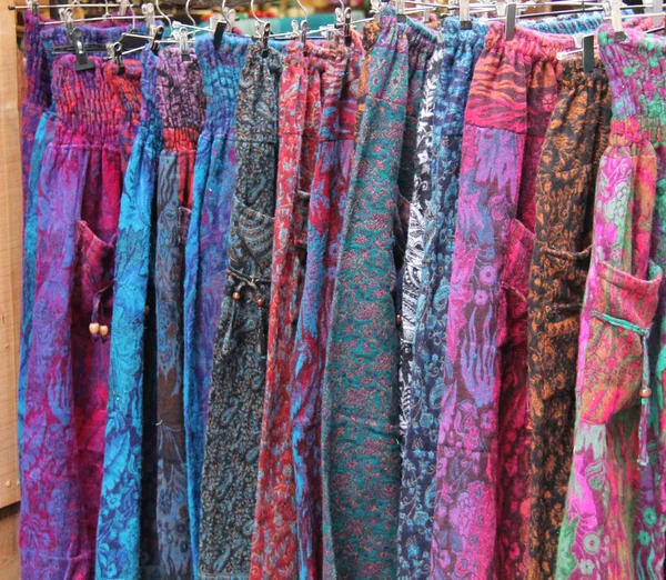 Una Mostra Pantaloni Elasticizzati Donna Colorati — Foto Stock