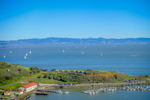 Живописный вид на залив Лошади в Сан-Франциско — стоковое фото