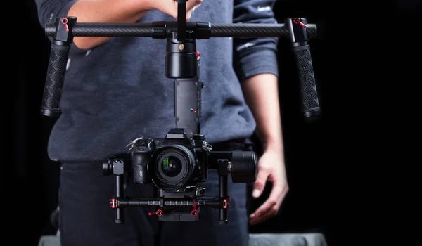 Ручний стабілізатор камери — стокове фото