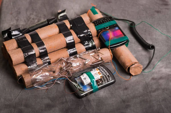 Close up shot of improvised explosive device bomb — Stock Photo, Image