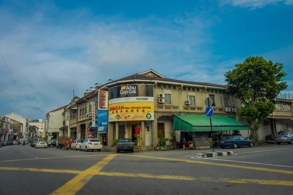 George Town, Malasia - 10 de marzo de 2017: Vista panorámica de edificios y la vida cotidiana de la segunda ciudad más grande de Malasia . — Foto de Stock