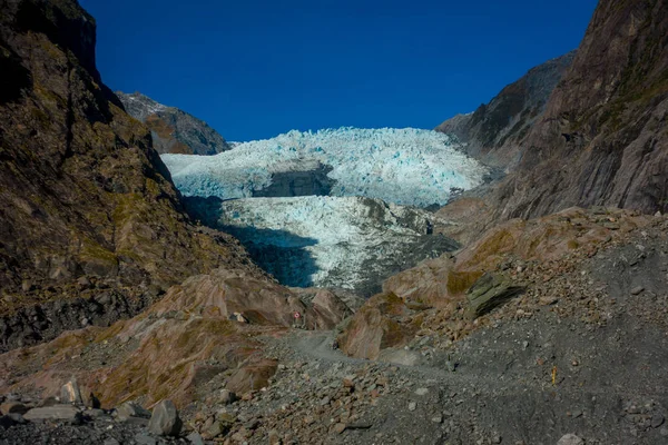 Franz Josef Glacier and valley floor, Westland, South Island, Parque Nacional Franz Josef Glacier, na Nova Zelândia — Fotografia de Stock