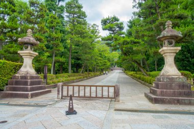 Kyoto, Japonya - 05 Temmuz 2017: Parkta Yasaka Pagoda Gion Higashiyama District, Kyoto, güzel görünümü